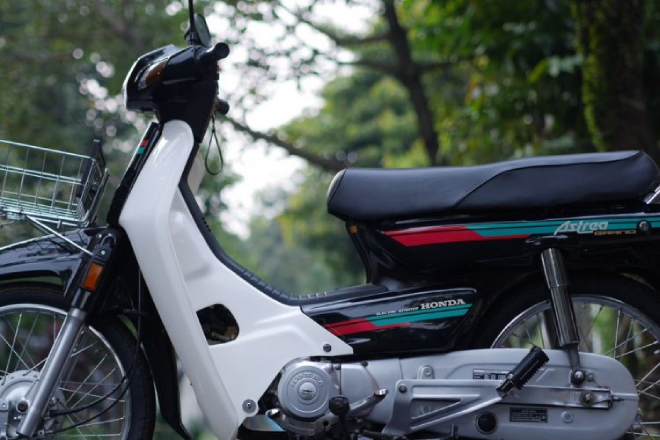 Honda Dream Lùn “thét” giá cao ngất và cảnh báo bất ngờ từ giới chơi xe - 9