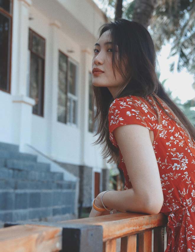 Người đẹp bóng chuyền Kim Huệ tiết lộ &#34;gu em thích&#34;, Đặng Thu Huyền khoe chân dài - 6