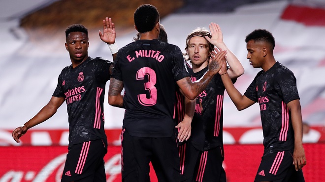Trực tiếp bóng đá Granada - Real Madrid: Đội khách ghi 2 bàn trong 2 phút - 10