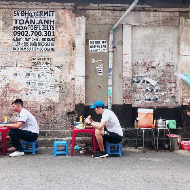 Bánh mì chảo tồn tại hơn 50 năm hấp dẫn bao thế hệ thực khách - 2