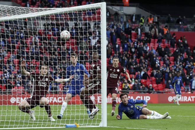 Hạ Chelsea, Leicester đón mưa kỷ lục trong ngày xưng vương FA Cup - 6