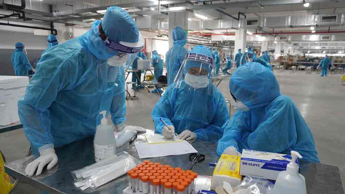 Lực lượng y tế làm công tác phòng chống dịch Covid-19 ở Bắc Giang - Ảnh: CTV