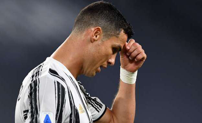 Ronaldo khiến Juventus sốc nặng: Bí mật chuyển hết siêu xe rời Italia giữa đêm - 3