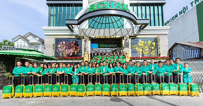 Đội ngũ nhân viên trẻ gắn kết trong kinh doanh cũng như hoạt động thiện nguyện của Địa ốc Á Châu.