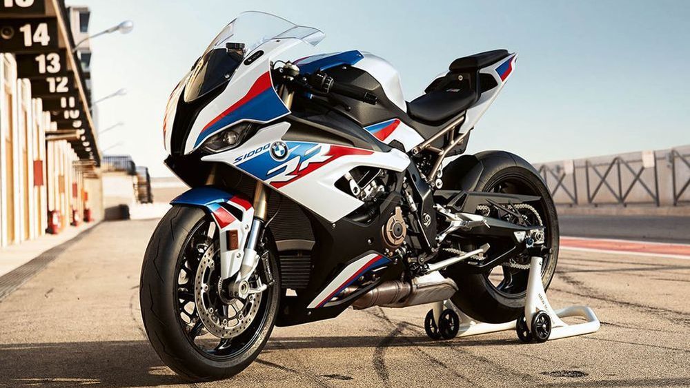 Tầm giá tỷ đồng, Honda CBR1000RR-R hay BMW S 1000 RR xứng đáng để biker "chơi lớn"? - 8