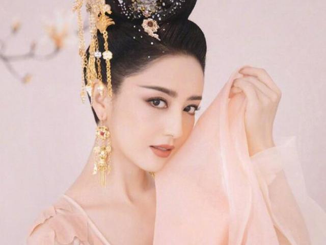 Làm đẹp - "Tây Thi" ly hôn được cả showbiz chúc mừng: Phụ nữ đẹp nhất khi hết khổ vì yêu?