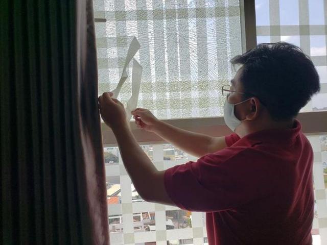 Media - Video: Tầng 12 chung cư bị đạn bi bắn bể kính đến 3 lần