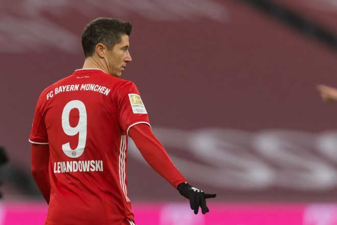 Lewandowski nắm chắc cú đúp danh hiệu "Vua phá lưới Bundesliga" và "Chiếc giày vàng châu Âu" mùa này