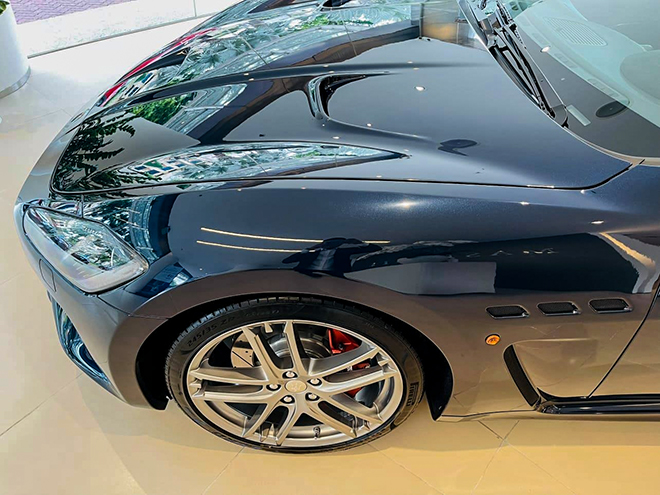 Chi tiết mẫu xe Maserati GranTurismo MC Sportline tại Việt Nam, giá bán hơn 13,8 tỷ đồng - 4