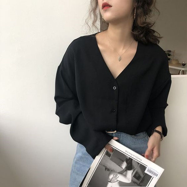 4 chiếc áo màu đen giúp nàng sành điệu hơn - 4