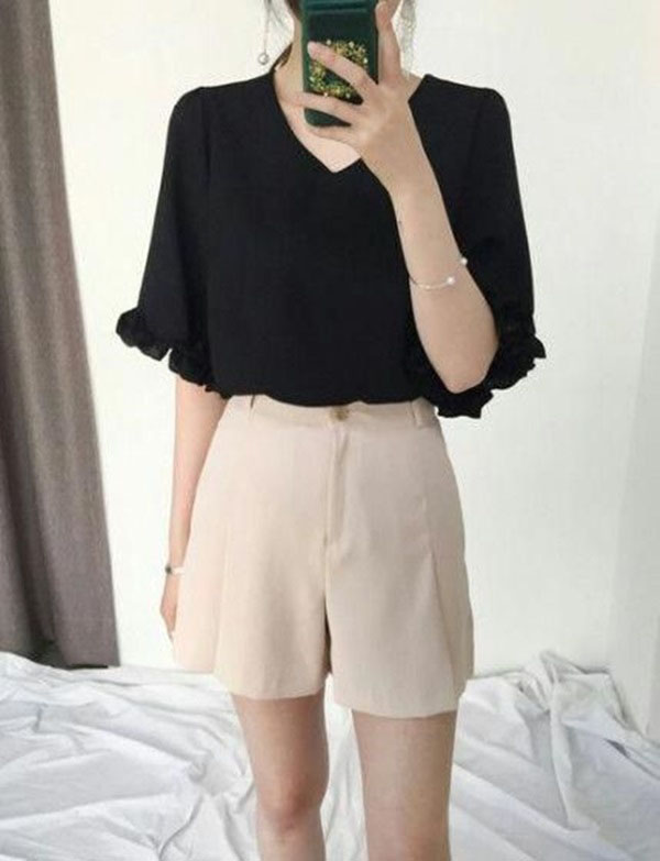 4 chiếc áo màu đen giúp nàng sành điệu hơn - 5