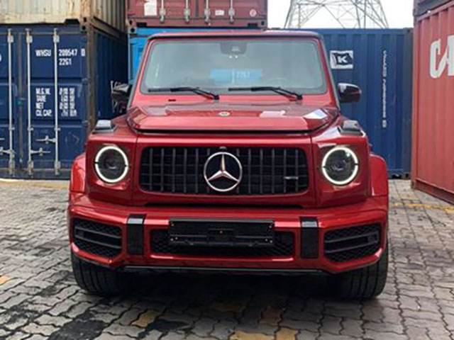 Tin tức ô tô - "Khui thùng" Mercedes-AMG G63 vừa về nước với ngoại thất màu đỏ nổi bật