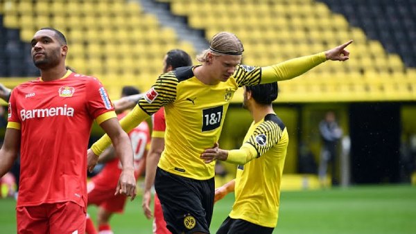 Trực tiếp bóng đá Dortmund - Bayer Leverkusen: Reus nhân đôi cách biệt - 12