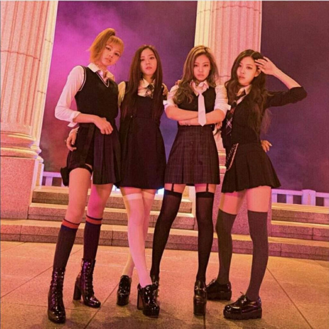 Top 4 trang phục biểu diễn “huyền thoại” của BLACKPINK: Bao năm rồi vẫn đỉnh cao! - 7