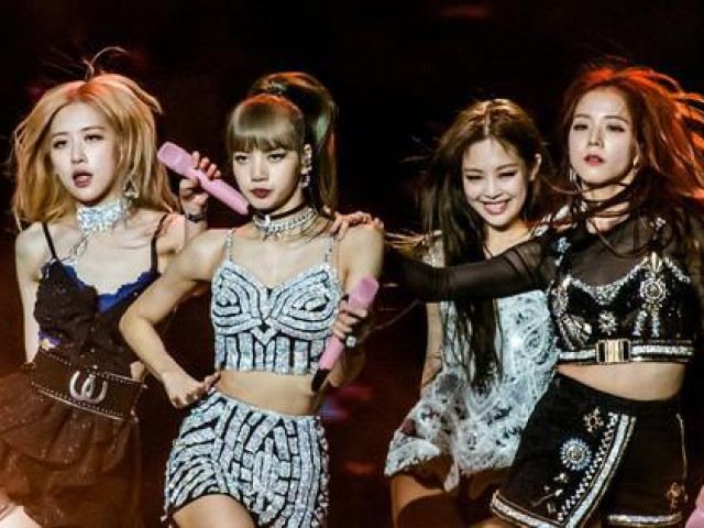 Thời trang - Top 4 trang phục biểu diễn “huyền thoại” của BLACKPINK: Bao năm rồi vẫn đỉnh cao!