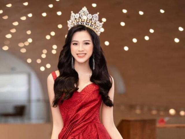 Làm đẹp - Những nàng Hậu sở hữu đôi chân dài nhất V-Biz: Kỷ lục đôi chân 1m22 thuộc về mỹ nhân nào?