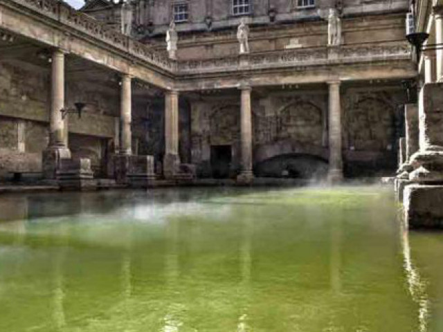 Thế giới - Kinh ngạc chốn giải trí 2.000 năm trước hiện đại không kém... thế kỷ 21