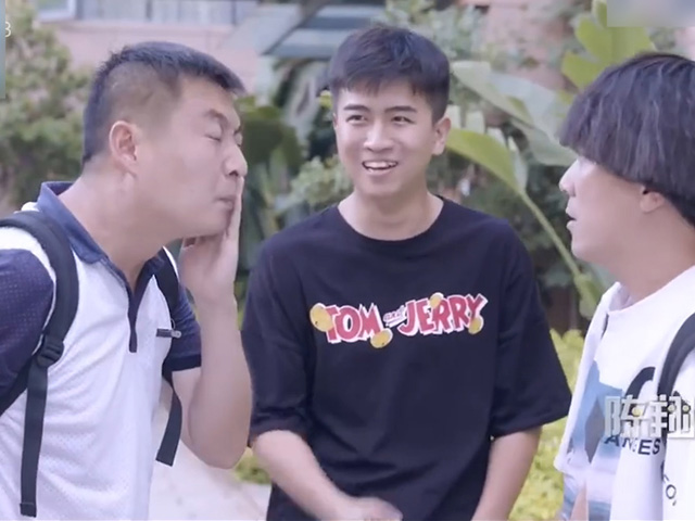 Cười 24H - Nhận cái kết khó đỡ chỉ vì cái tật thích "hóng hớt" chuyện thiên hạ