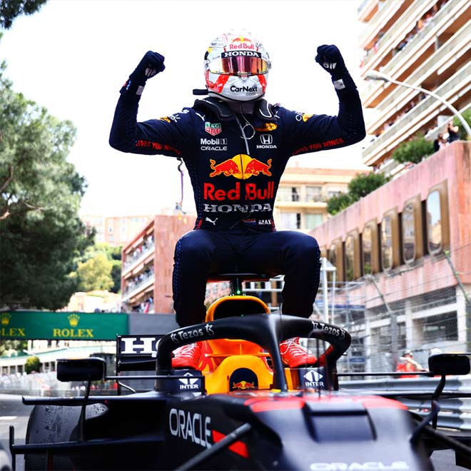 Niềm vui dành cho&nbsp;Max Verstappen và đội đua Red Bull ở Monaco GP