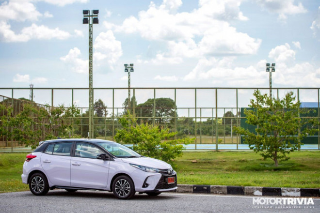 Toyota Yaris Play phiên bản giới hạn, giá  518 triệu đồng - 5