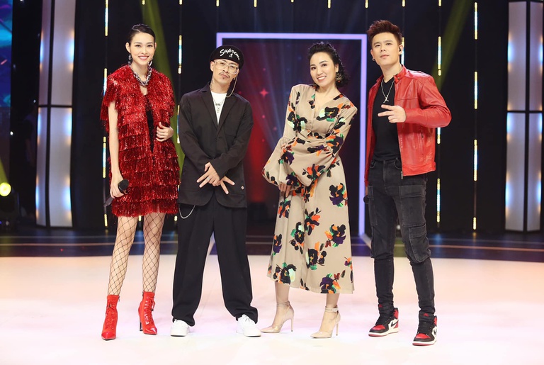 MC Diệp Bảo Ngọc,&nbsp;MC Trần Anh Huy và biên đạo múa&nbsp;Tuyết Minh và Việt Max.