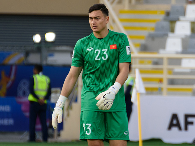 Bóng đá - Thầy Park bổ sung thủ môn ĐT Việt Nam đi UAE vì "sự cố Đặng Văn Lâm"