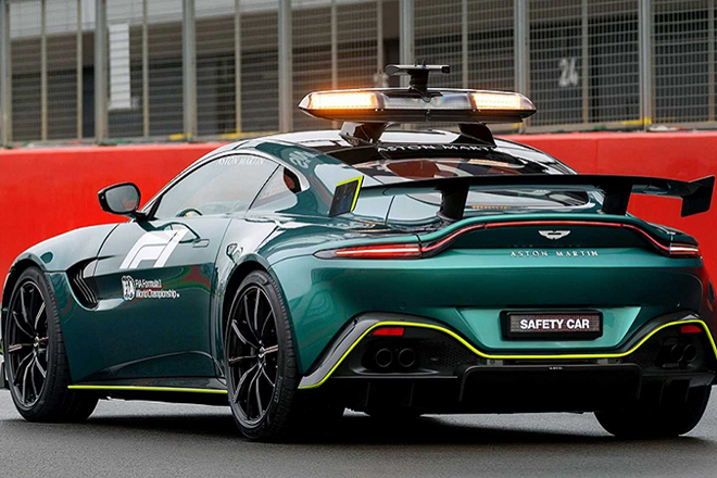 Aston Martin Vantage được nâng cấp để thành xe an toàn trên đường đua - 3