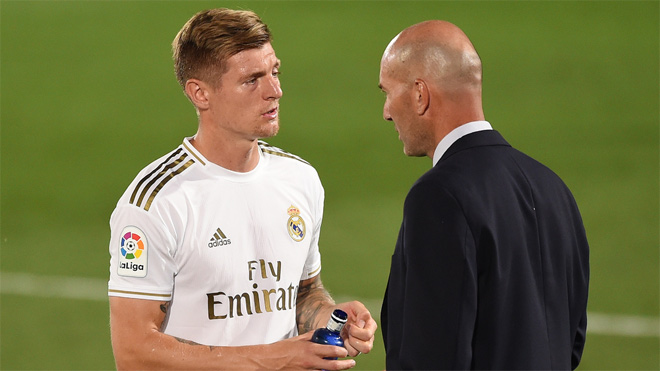 Cực nóng: HLV Zidane chia tay Real Madrid, thầy cũ Ronaldo thay thế - 1