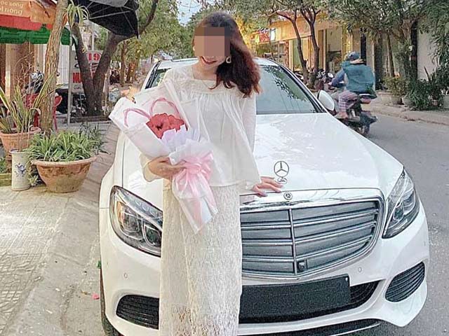 Bạn trẻ - Cuộc sống - Cô gái xinh đẹp kể chuyện được bạn trai "cưng như trứng mỏng"