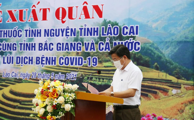 Lào Cai cử đoàn thầy thuốc ưu tú tới Bắc Giang hỗ trợ chống dịch COVID-19 - 5