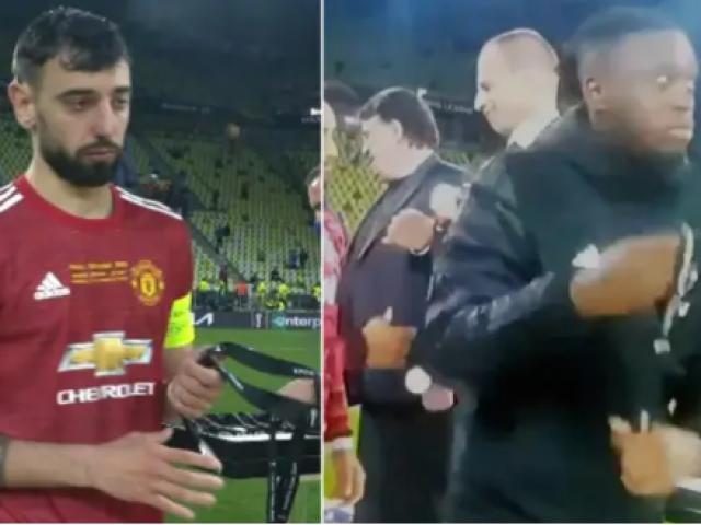 Bóng đá - Dàn SAO MU cư xử "trẻ con" trận thua Villarreal, bị fan mắng xối xả