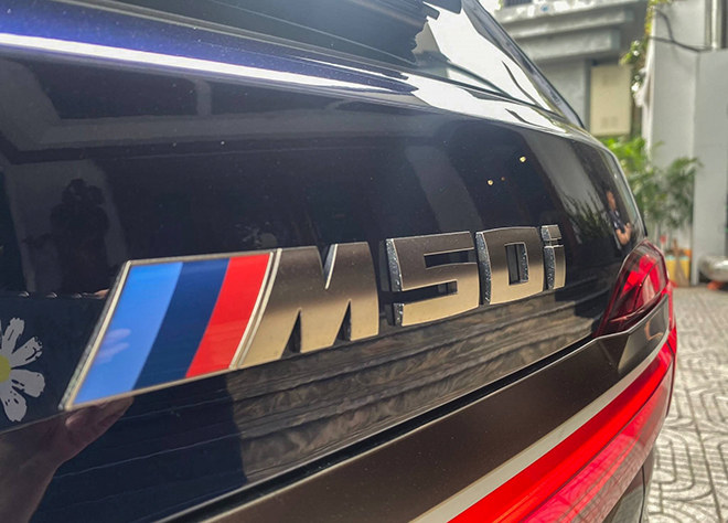 Chi tiết mẫu xe SUV hiệu suất cao BMW X7 M50i vừa có mặt tại Việt Nam - 8