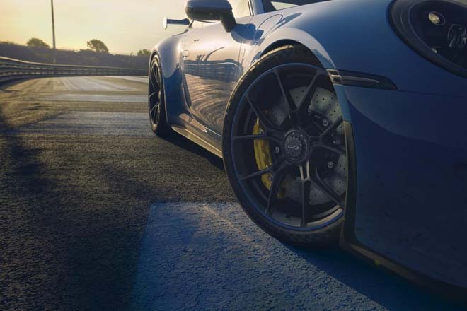 Porsche 911 GT3 2022 ra mắt, chào giá các đại gia từ 13,2 tỷ đồng - 5
