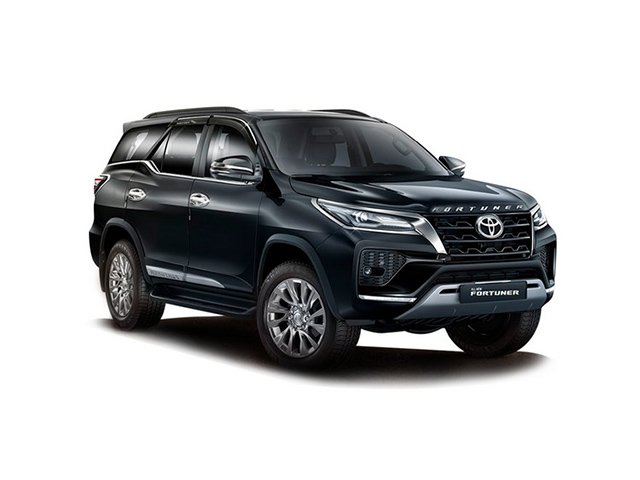 Tin tức ô tô - Toyota Fortuner thế hệ mới sẽ có cửa sổ trời và nhiều công nghệ hiện đại