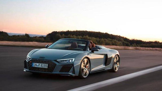 4. Audi R8 Spyder
