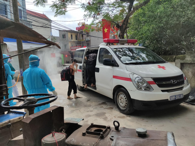 Nhiều tỉnh, thành chi viện Bắc Giang chống dịch - 3