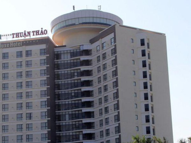 Kinh doanh - Khách sạn trăm tỷ trên "đất vàng", đại hạ giá vẫn không bán được