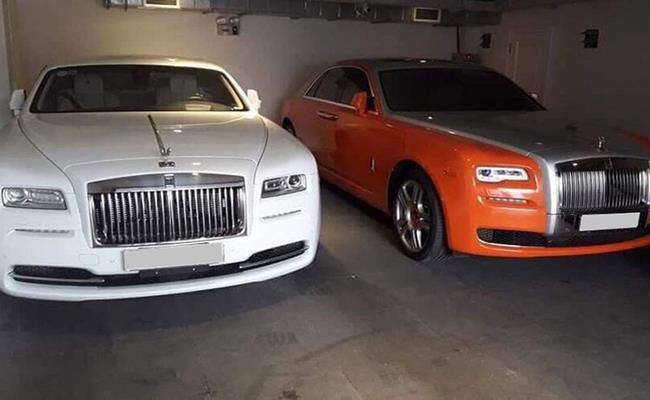 Sau 1 thời gian, vợ chồng bà Hằng đã bán lại chiếc xe này và thay vào đó là 2 chiếc Rolls-Royce Ghost Series II và Rolls-Royce Wraith.
