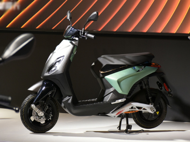 Xe máy - Xe đạp - Ngắm ảnh thực tế xe ga điện Piaggio One đẹp xuất sắc hút giới trẻ