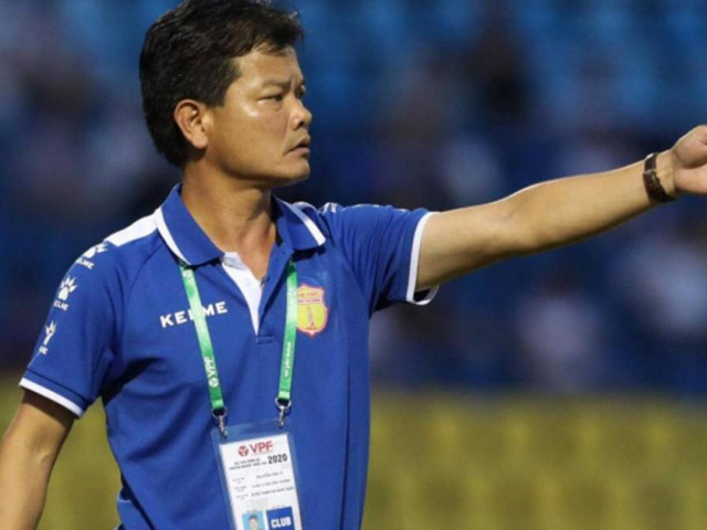 Bóng đá - HLV Nguyễn Văn Sỹ: Vợ ủng hộ khi tôi đi vay tiền ứng lương cho cầu thủ