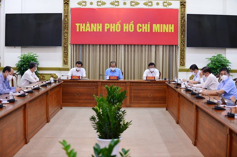Phó Thủ tướng thường trực Trương Hòa Bình đã chủ trì cuộc họp khẩn về COVID-19 tại TP.HCM sáng nay, 30-5.&nbsp;Ảnh: MINH TÂM&nbsp;