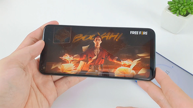 Đây là những smartphone 6 triệu pin 5000 mAh chơi game mệt nghỉ - 4