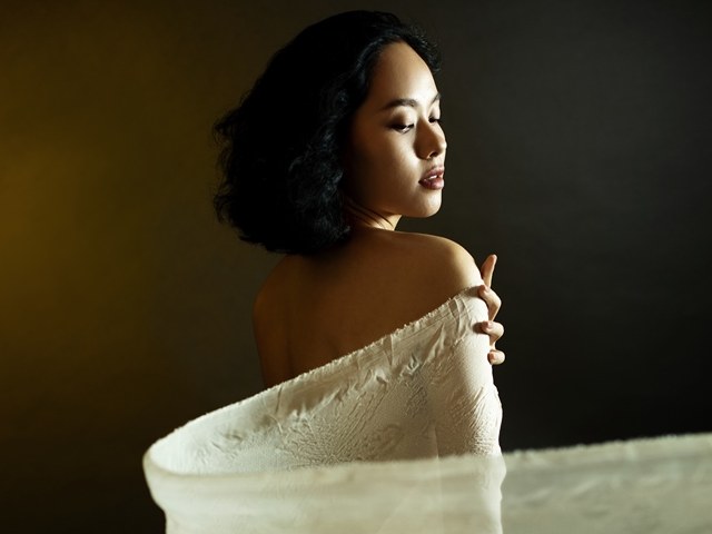 Ca nhạc - MTV - Hoàng Quyên táo bạo trong teaser MV 3D đẹp choáng ngợp