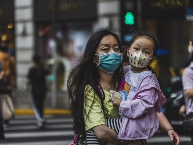 Thế giới - Trung Quốc cho phép sinh con thứ 3: Người dân phản ứng ra sao?