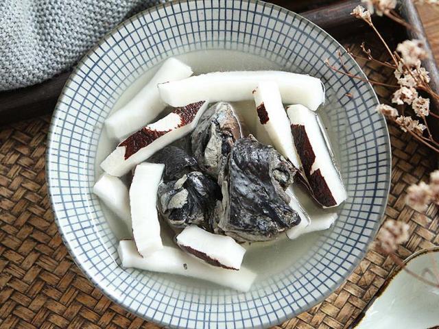 Ẩm thực - Thịt gà hầm với loại quả này, ít ai nghĩ tới nhưng lại là món đại bổ