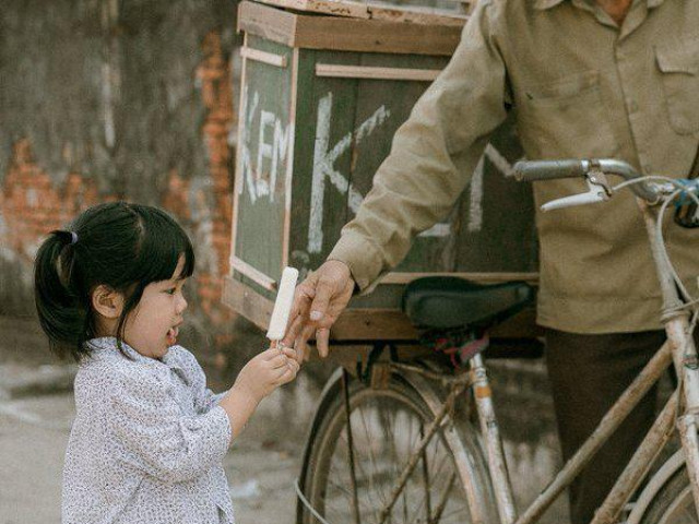 Bạn trẻ - Cuộc sống - Bộ ảnh Em bé Thái Bình gợi nhớ kỷ niệm tuổi thơ gây "bão mạng"