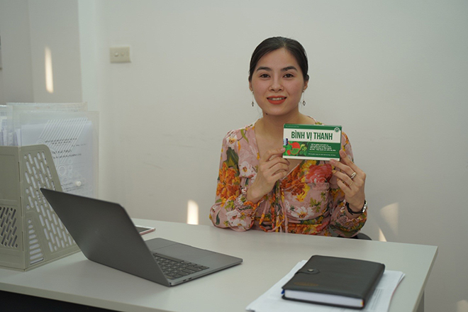 Chị Hồng nhân viên văn phòng tin dùng sản phẩm Bình Vị Thanh