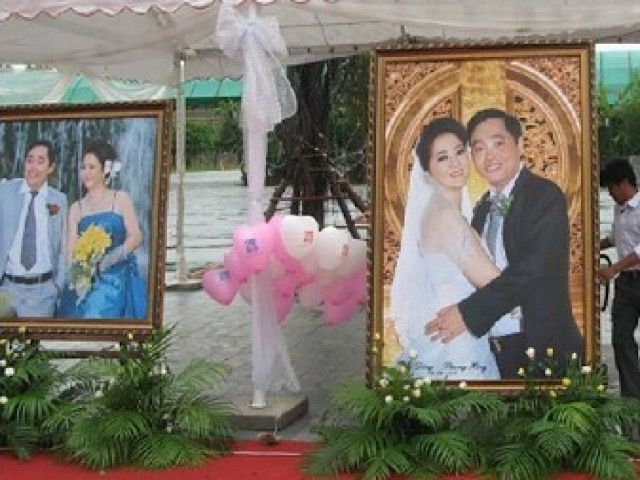 Sao Việt - Bà chủ Đại Nam muốn ly hôn, xôn xao bức ảnh đám cưới 11 năm trước