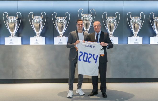 "Siêu dự bị" Vazquez ở lại Real thêm 3 năm