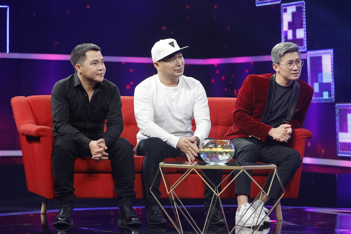 Các thành viên nhóm nhạc MTV “bóc phốt” nhau trên sóng truyền hình - 4